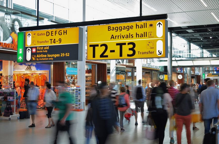  Crowd At Heathrow Airport Spark Social Distancing Concerns