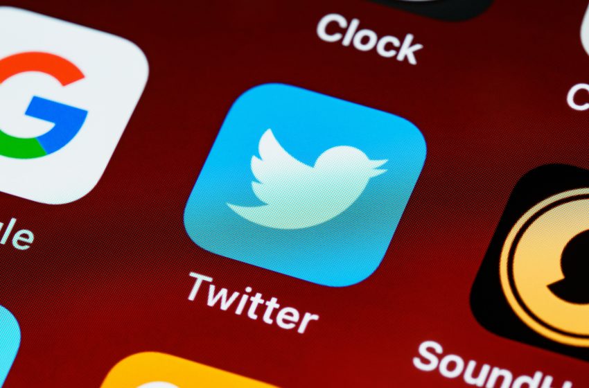  Twitter Removes 3,500 State-Sponsored Propaganda Accounts
